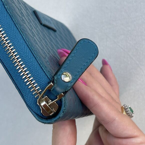 Gucci Blue Guccisima Leather Zip Around Wallet GG - Picture 8 of 14